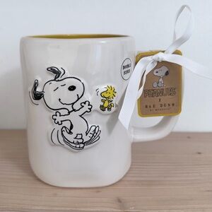 NWT Rae Dunn Peanuts Snoopy & Woodstock Best Friends double-sided mug.